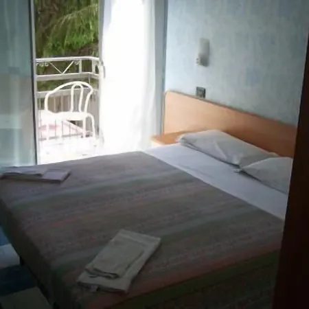 Graziella Hotel *