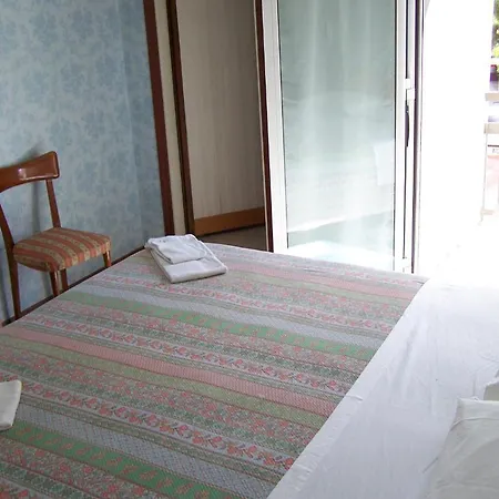 Graziella Hotel *